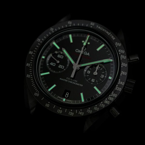 310.92.44.51.01.004 OMEGA オメガ スピードマスター ダーク サイド オブ ザ ムーン 44.25MM