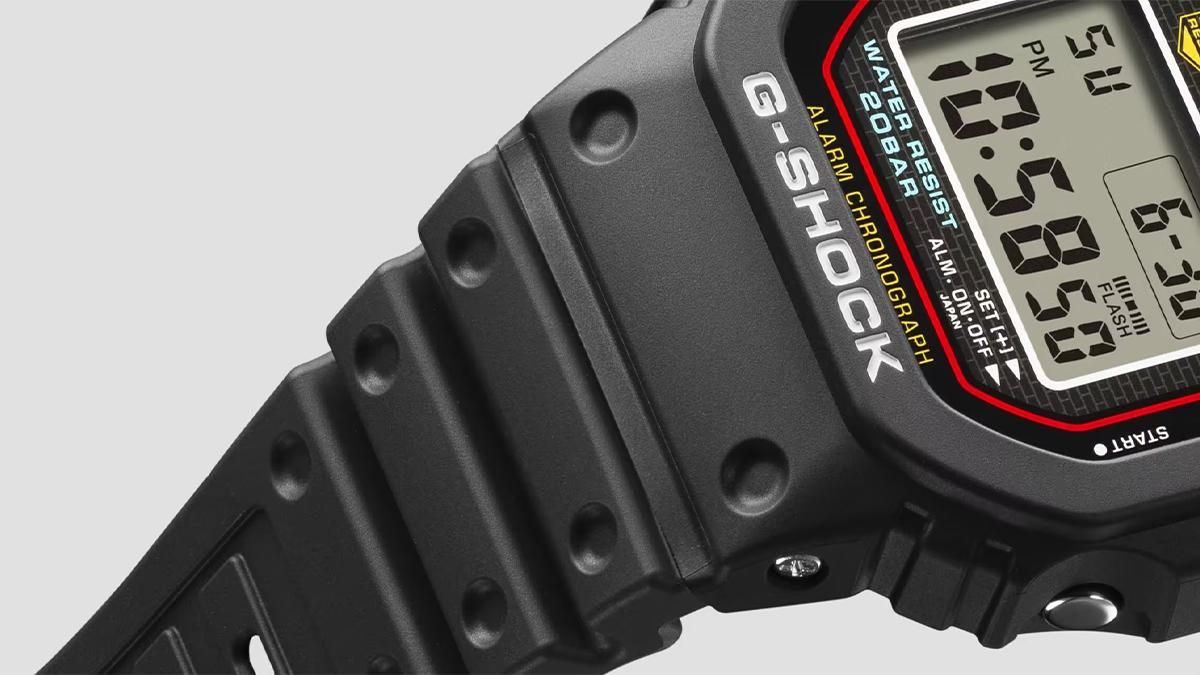 DW-5000R-1AJFのバンドを拡大した画像