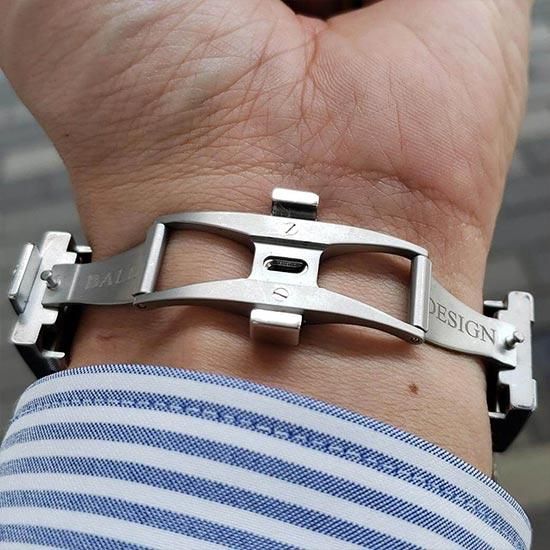 BALL WATCH ボールウォッチ エンジニア ハイドロカーボン サブマリン ウォーフェア セラミック DM2236A-SCJ-BK