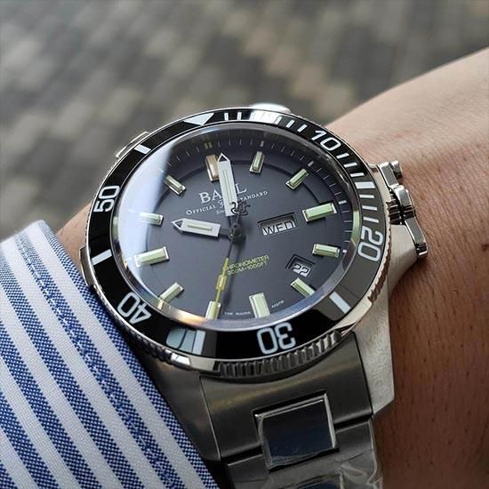 BALL WATCH ボールウォッチ エンジニア ハイドロカーボン サブマリン ウォーフェア セラミック DM2236A-SCJ-BK