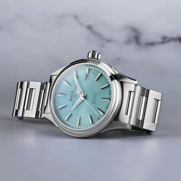 NM2098C-S28J-IBE BALL WATCH ボールウォッチ ストークマン ヴィクトリー