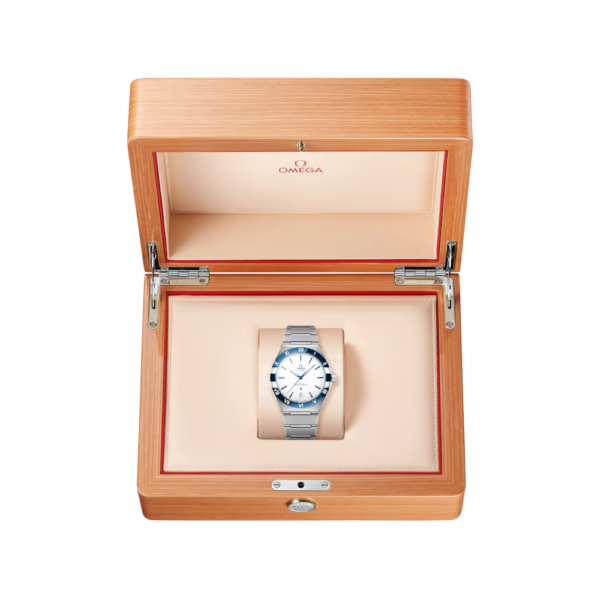 131.30.41.21.04.001 OMEGA オメガ コンステレーション 41MM