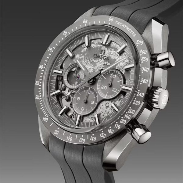 310.92.44.50.06.002 OMEGA オメガ スピードマスター ダーク サイド オブ ザ ムーン 44.25MM