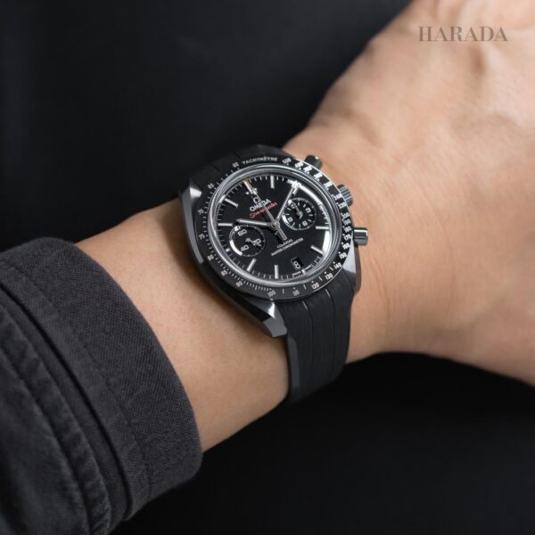 310.92.44.51.01.004 OMEGA オメガ スピードマスター ダーク サイド オブ ザ ムーン 44.25MM