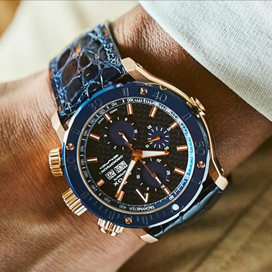 【日本限定】 01122-37RBU3-BUIR3-L EDOX エドックス クロノオフショア1 クロノグラフ オートマティック