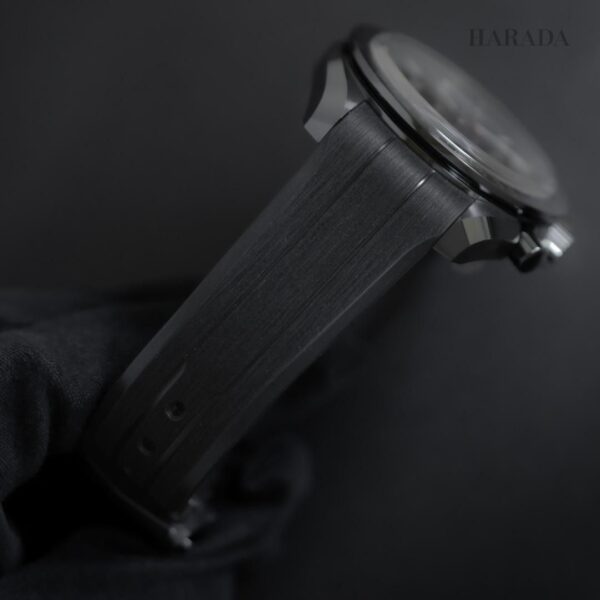 310.92.44.51.01.004 OMEGA オメガ スピードマスター ダーク サイド オブ ザ ムーン 44.25MM