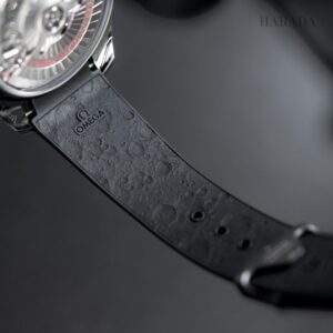 310.92.44.51.01.004 OMEGA オメガ スピードマスター ダーク サイド オブ ザ ムーン 44.25MM