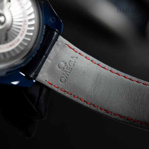 304.93.44.52.03.001 OMEGA オメガ スピードマスター ムーンフェイズ ブルーサイド オブ ザ ムーン 44.25MM