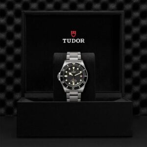 M25610TNL-0001 TUDOR チューダー ペラゴスLHD