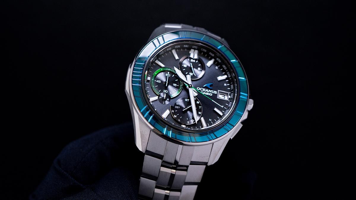 OCW-S7000SG-1AJRのベゼルを拡大した画像